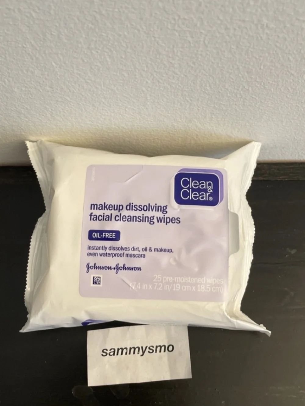 clean & clear makeup dissolving facial cleansing wipes 25 total